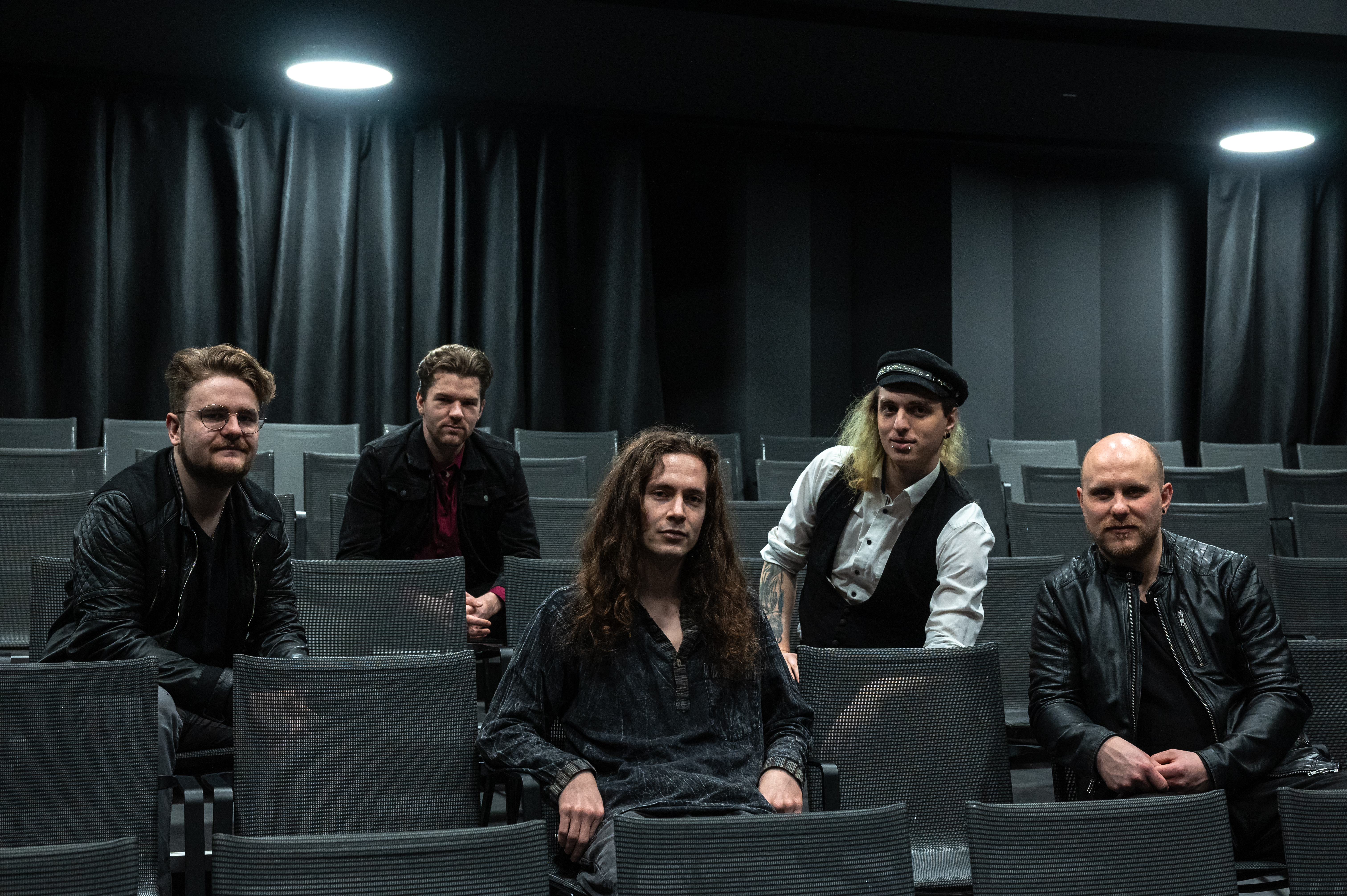 Gruppenfoto von Never enough TOTO